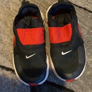 Nike slip on shoes